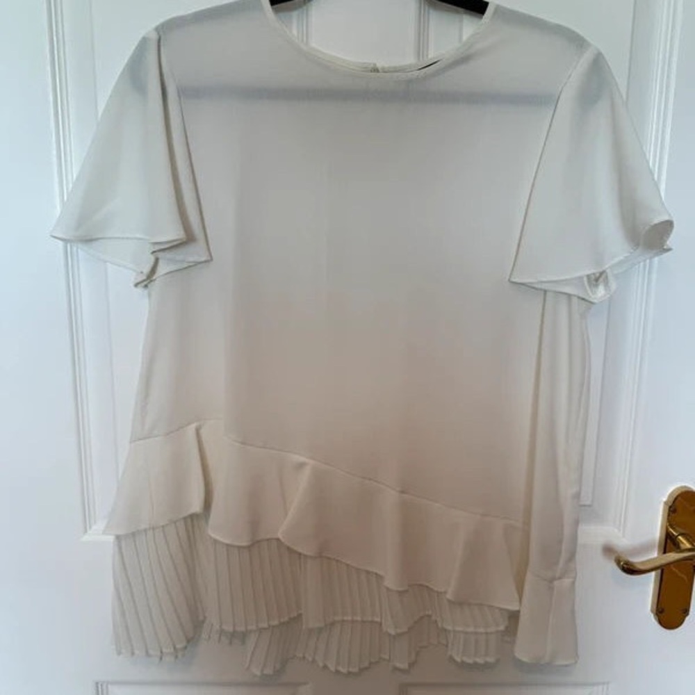 Zara White Ruffle Hem Blouse